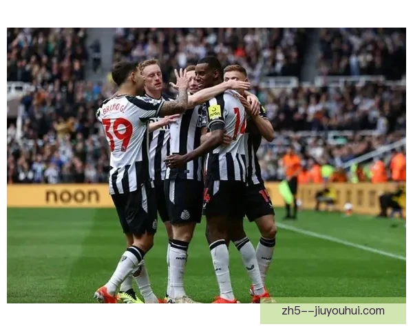 伊萨克英超主场连过数人精彩破门热刺防线难挡锋芒